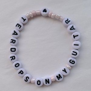 Taylor Swift TEARDROPS ON MY GUITAR Friendship Bracelet